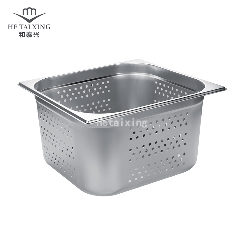 European Perforated GN Containers 2/3 200mm Deep Chef Equipment And Types of Cookware